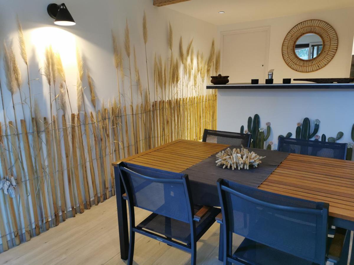 Casa Louise Suites And Spas Privatifs Сен Максим Екстериор снимка